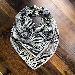 Adrienne Vittadini Animal Print silk Scarf